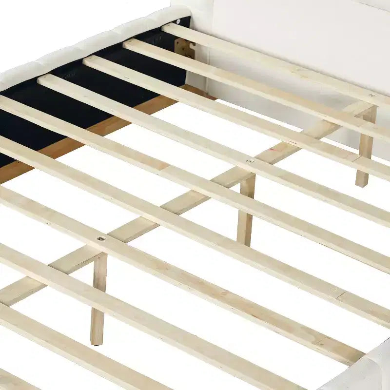 Lit en tissu rayé moderne avec tête de lit