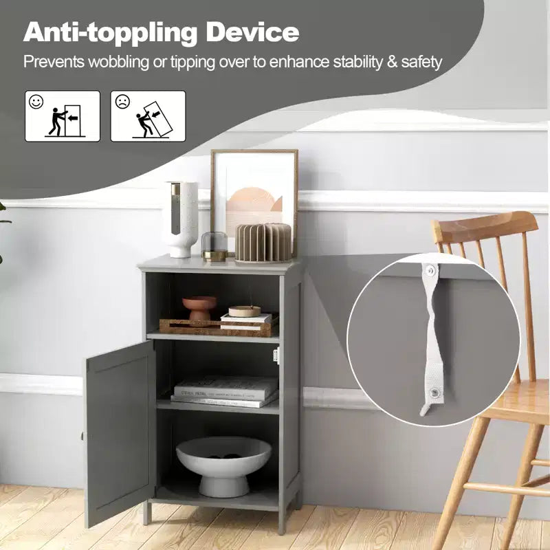 Meuble bas de salle de bain avec une porte et un compartiment ouvert