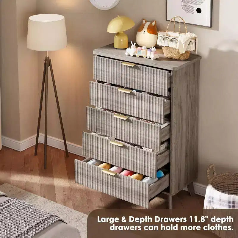 Commode cannelée pour chambre à coucher avec 5 tiroirs profonds, commode haute de 120 cm
