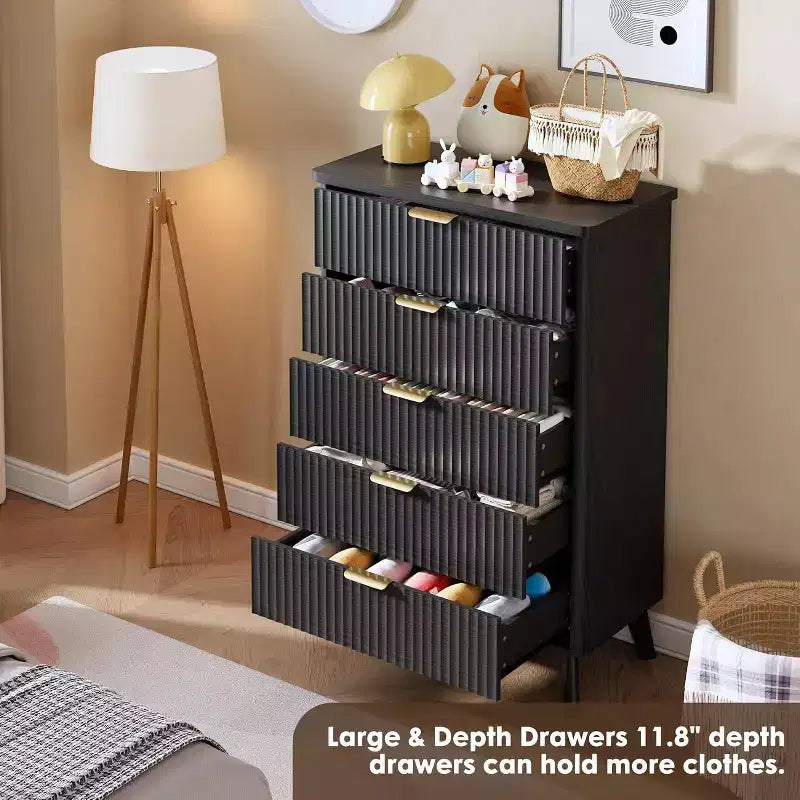 Commode cannelée pour chambre à coucher avec 5 tiroirs profonds, commode haute de 120 cm