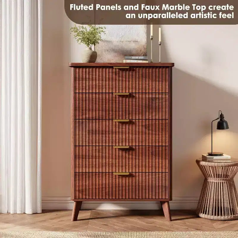 Commode cannelée pour chambre à coucher avec 5 tiroirs profonds, commode haute de 120 cm